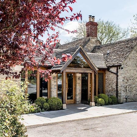 The Crown Of Crucis Country Inn And Hotel Cirencester Exterior foto