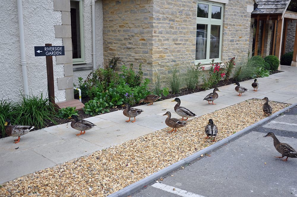 The Crown Of Crucis Country Inn And Hotel Cirencester Exterior foto