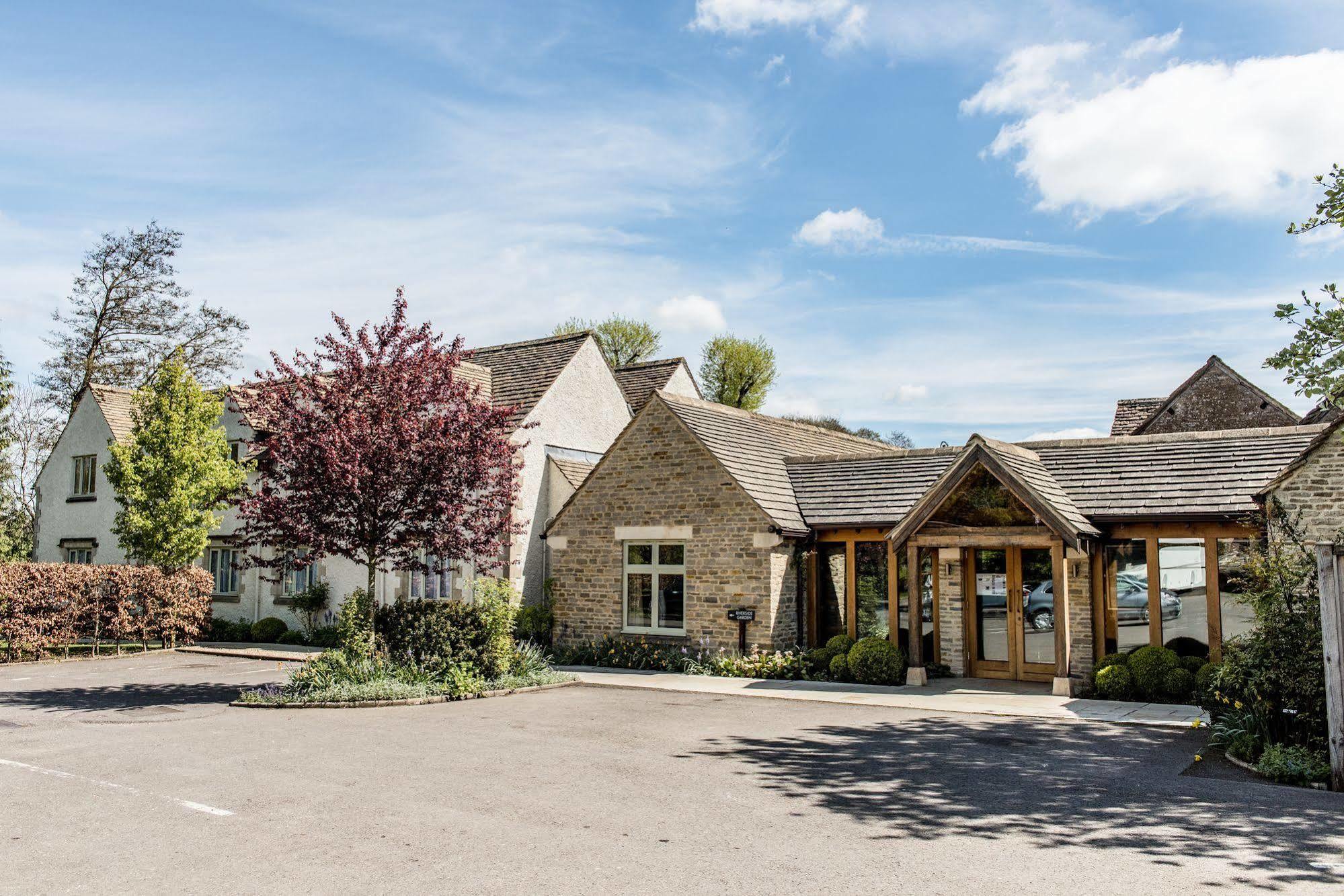 The Crown Of Crucis Country Inn And Hotel Cirencester Exterior foto